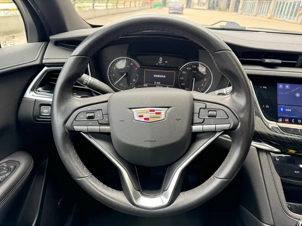 Cadillac XT6 2021 — фото 13