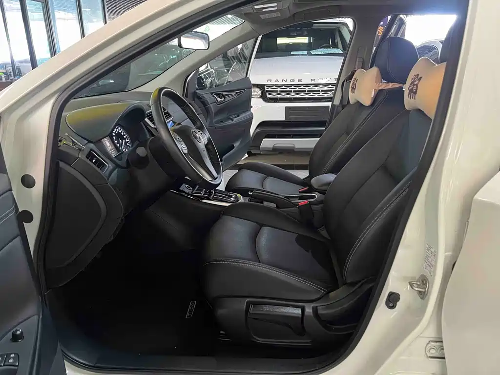 Nissan Tiida 2022