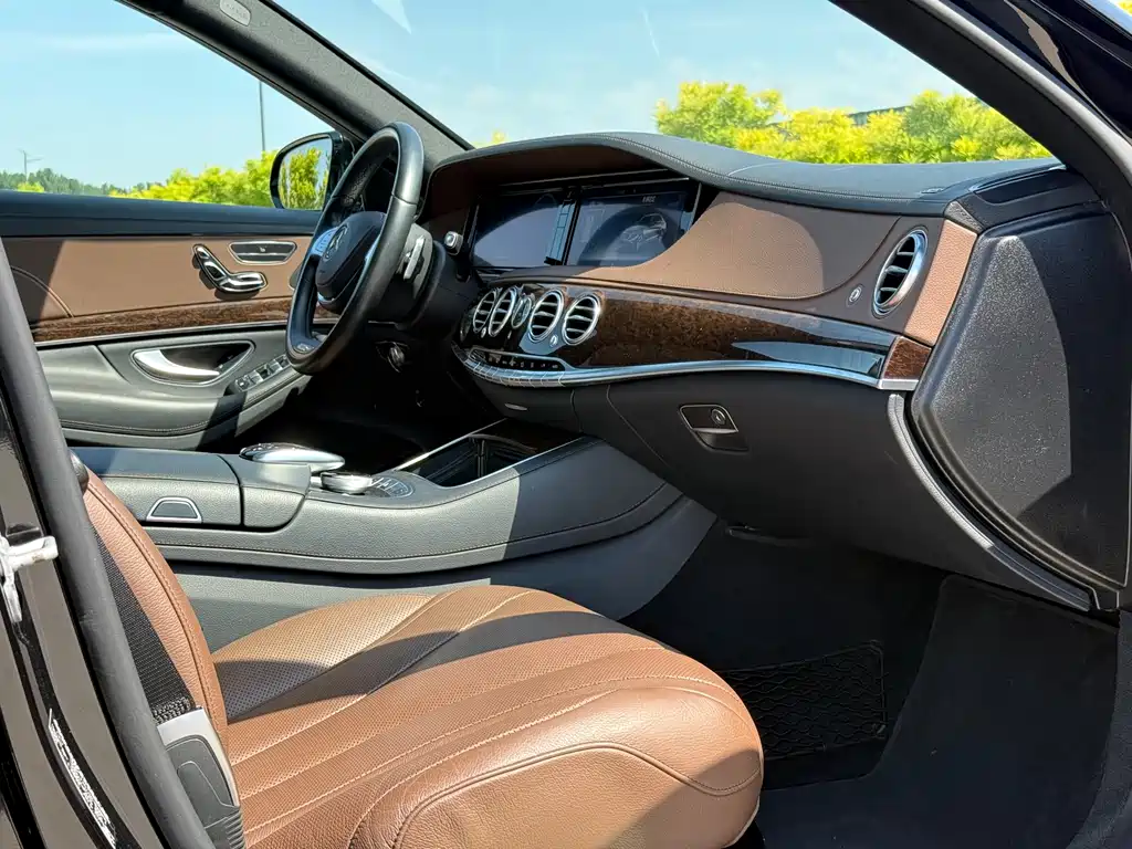 Mercedes-Benz S-Class 2015 — фото 36