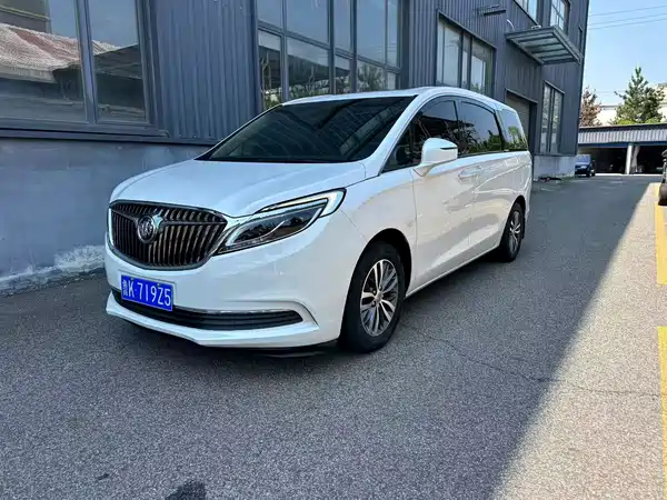 Buick GL8 2017