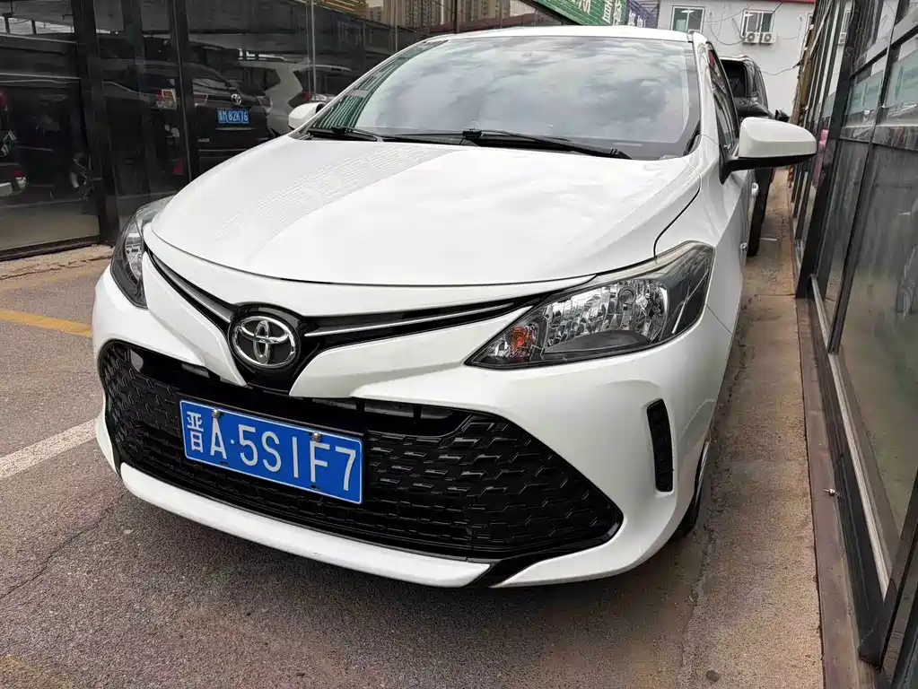 Toyota Vios FS 2017 — фото 1