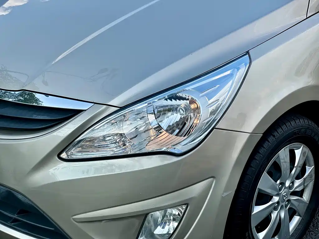 Hyundai Accent 2012 — фото 14