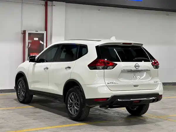 Nissan X-Trail 2025