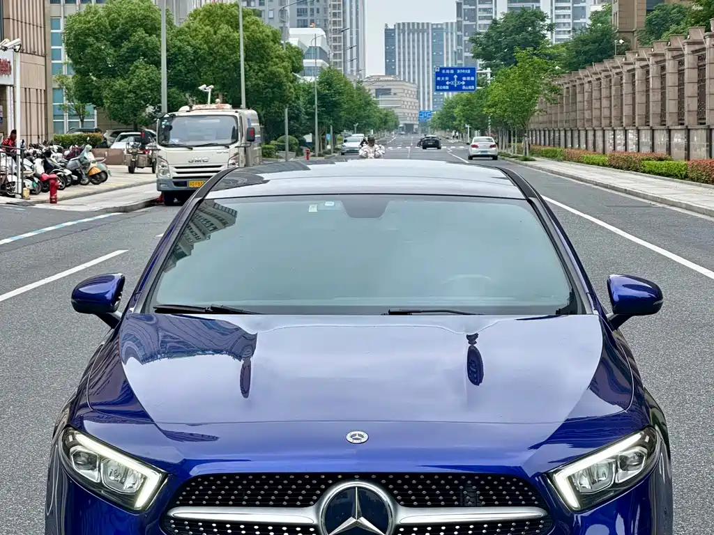 Mercedes-Benz A-Class 2021 — фото 10