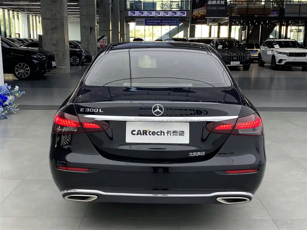 Mercedes-Benz E-Class 2023 — фото 3