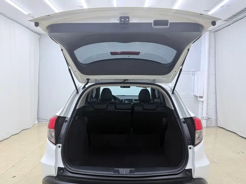 Honda Vezel 2022 — фото 20