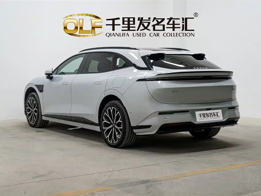 Zeekr 007 GT 2025