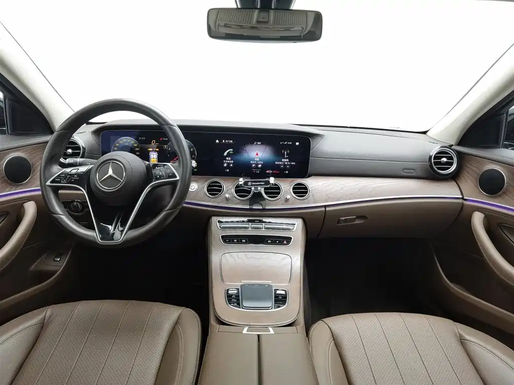 Mercedes-Benz E-Class 2023 — фото 5