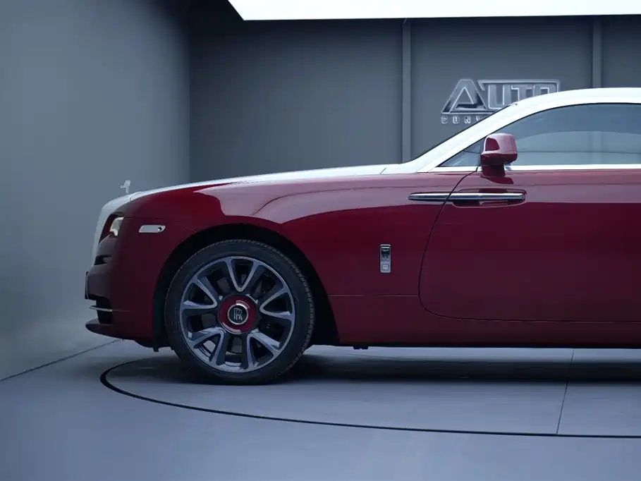 Rolls-Royce Wraith 2017 — фото 5