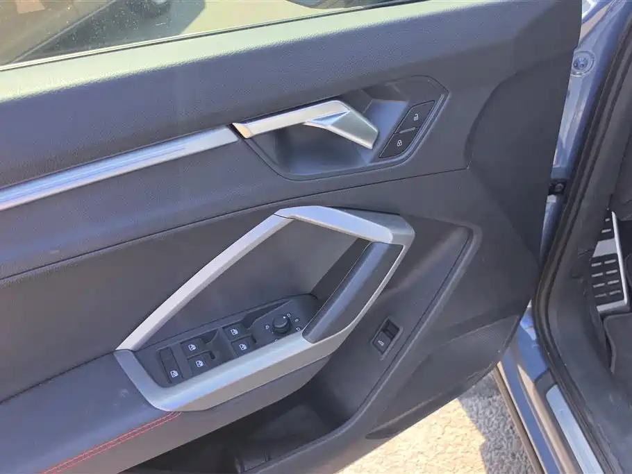 Audi Q3 2023
