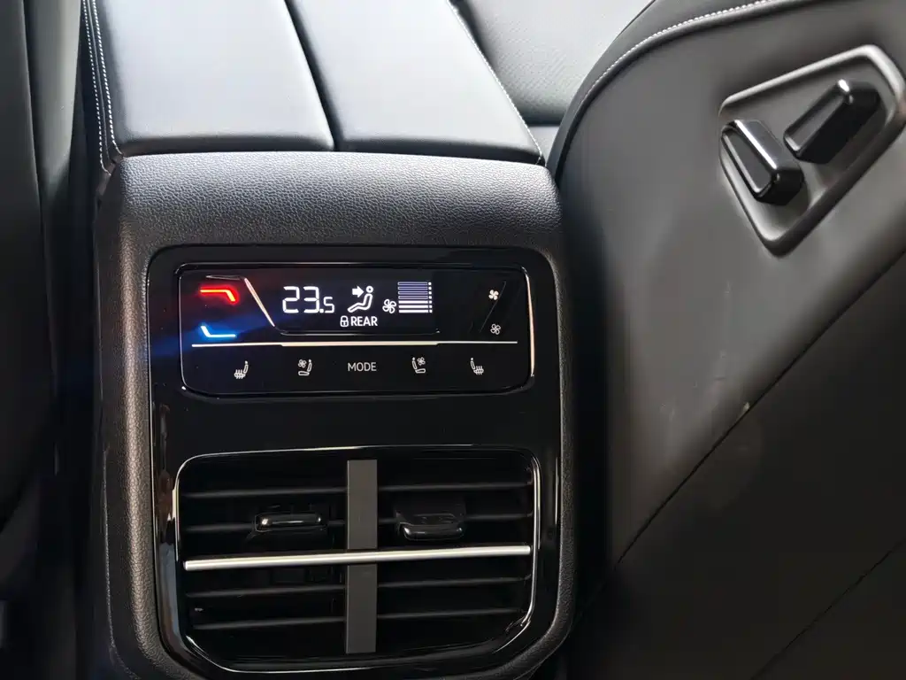 Volkswagen Passat 2024