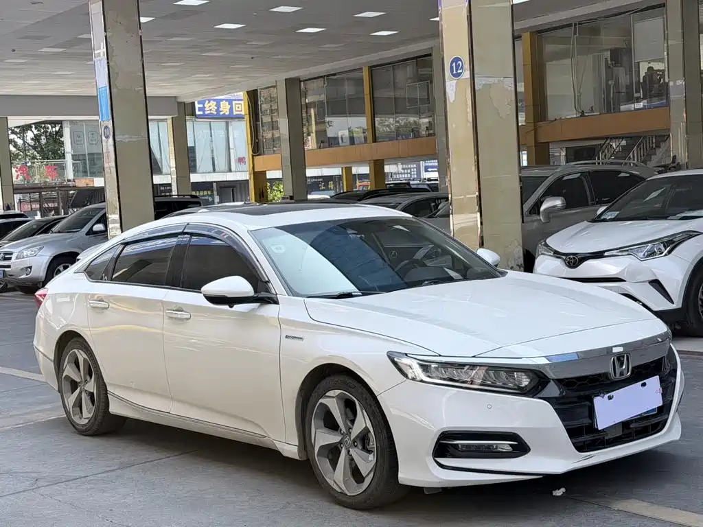 Honda Accord 2019 — фото 3