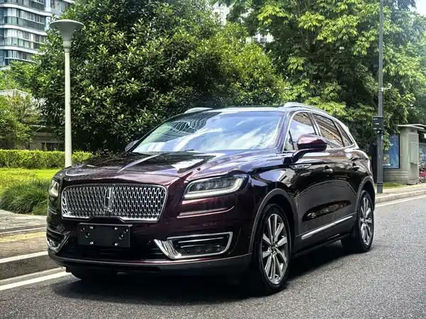 Lincoln Nautilus 2019