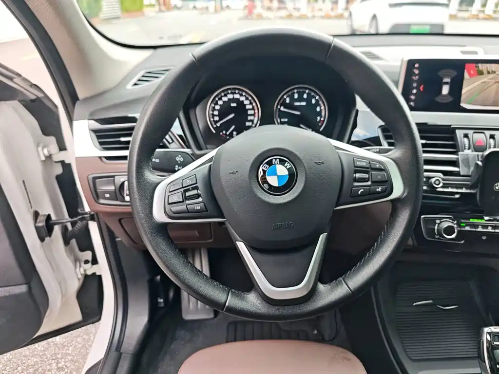 BMW X1 2020 — фото 13