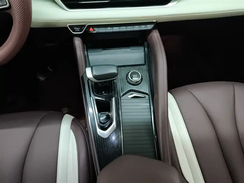 Geely Xingyue L 2023 — фото 10