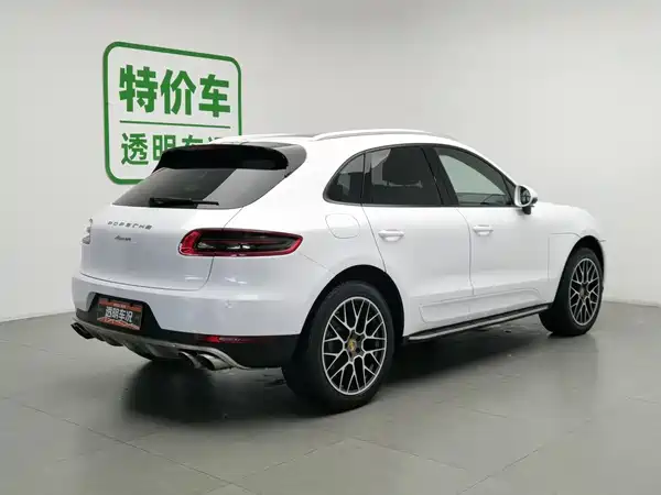 Porsche Macan 2015