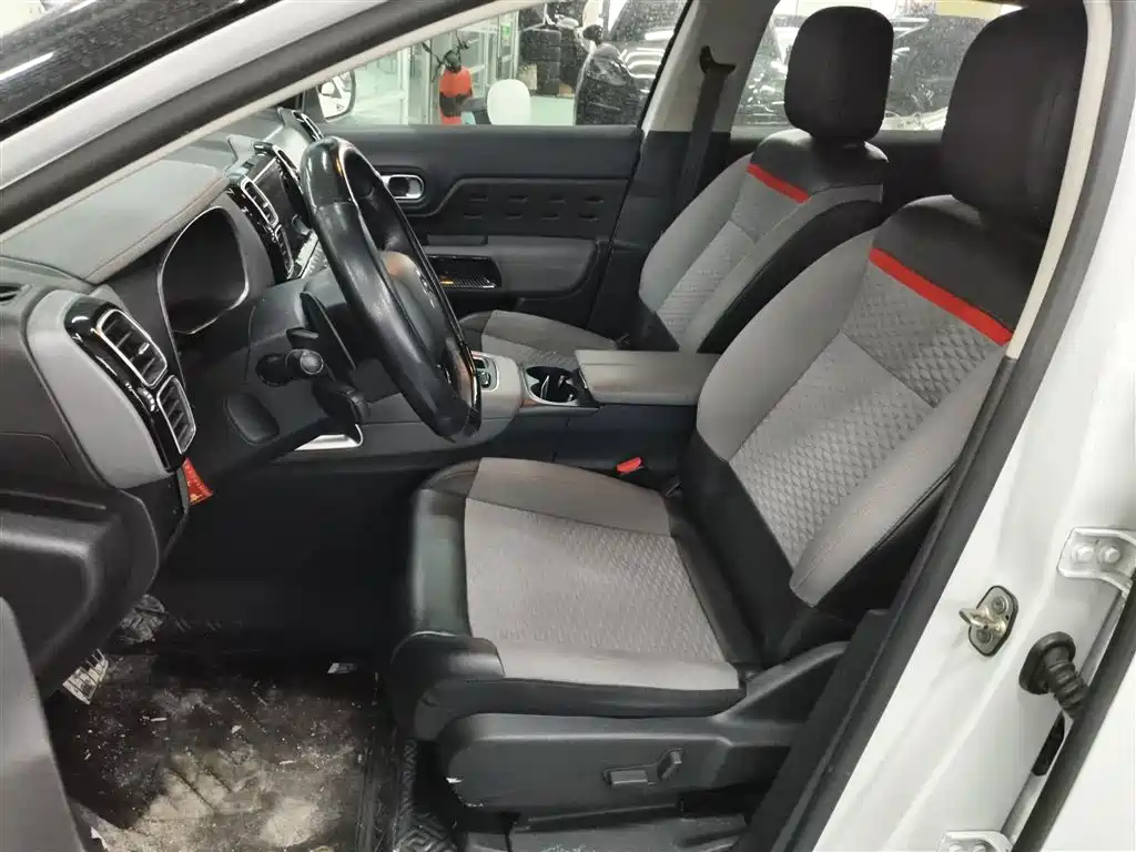 Citroen C5 AIRCROSS 2019 — фото 15