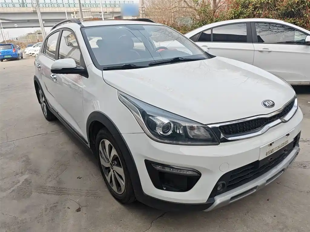 Kia KX Cross 2019 — фото 22
