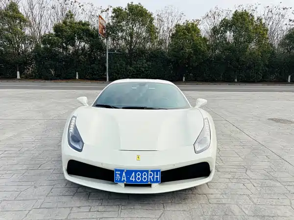 Ferrari 488 2019