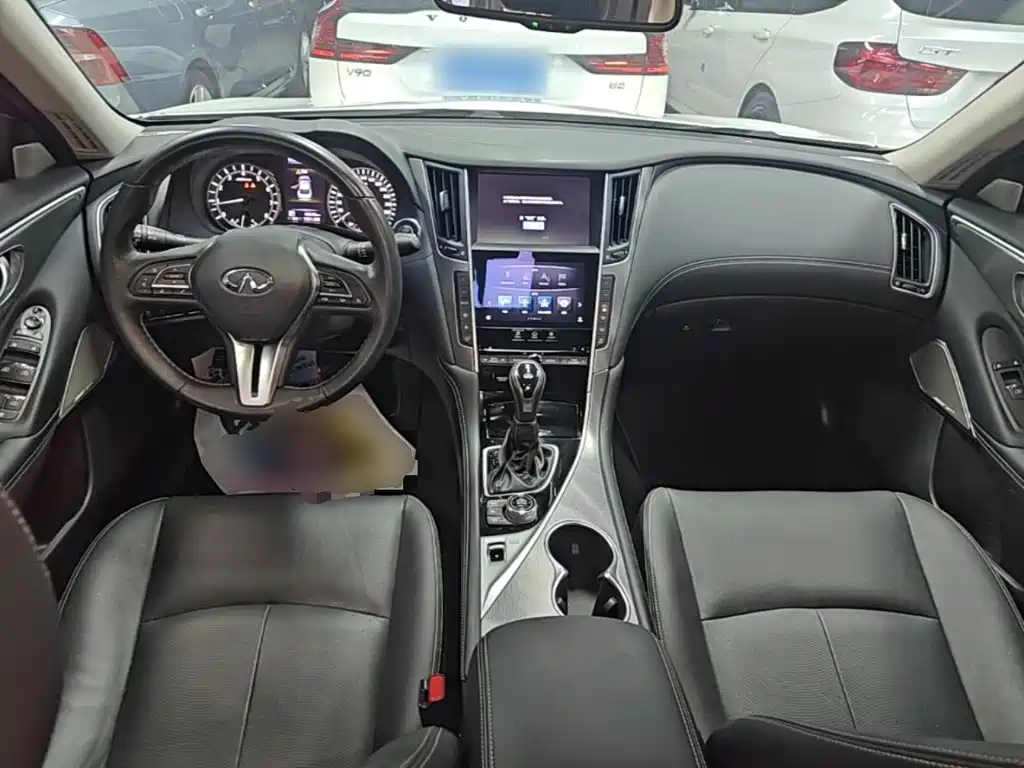 Infiniti Q50L 2018 — фото 10