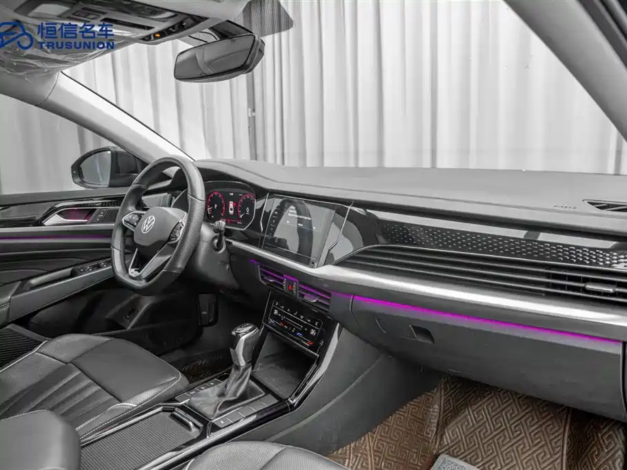 Volkswagen Passat 2023 — фото 18