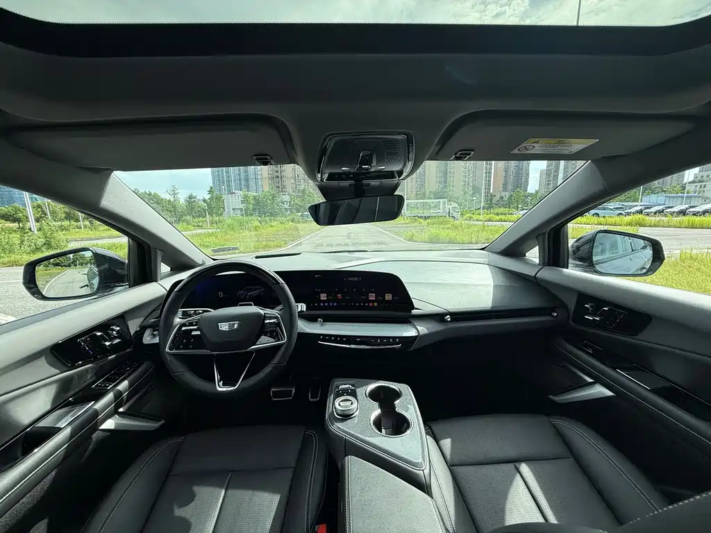 Cadillac IQ 2024