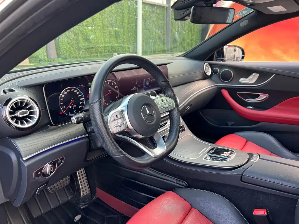 Mercedes-Benz E-Class 2020 — фото 9