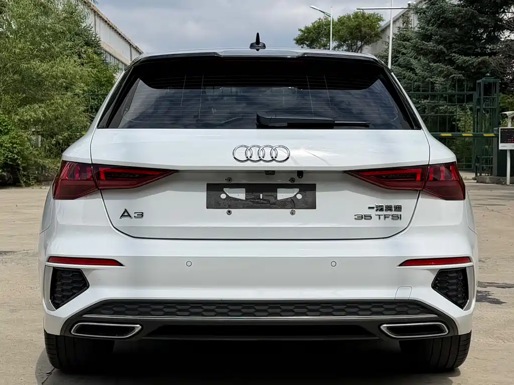 Audi A3 2022 — фото 6