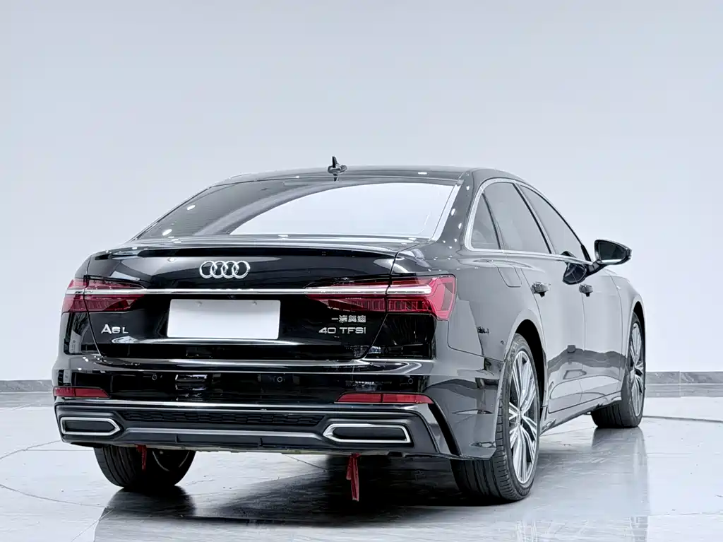 Audi A6L 2022