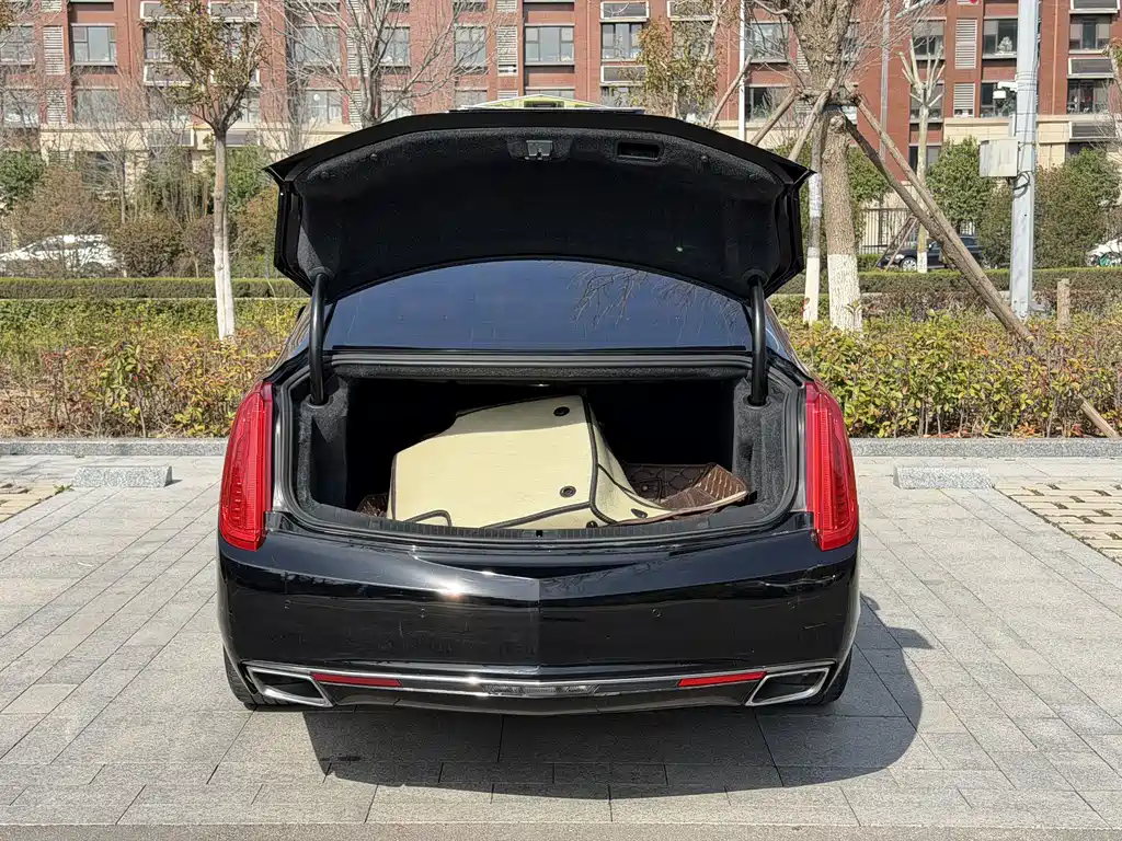 Cadillac XTS 2017 — фото 7