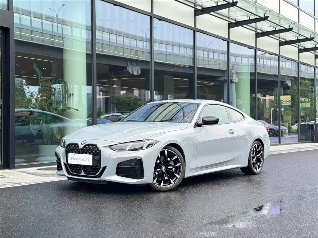 BMW 4 Series 2025 — фото 1