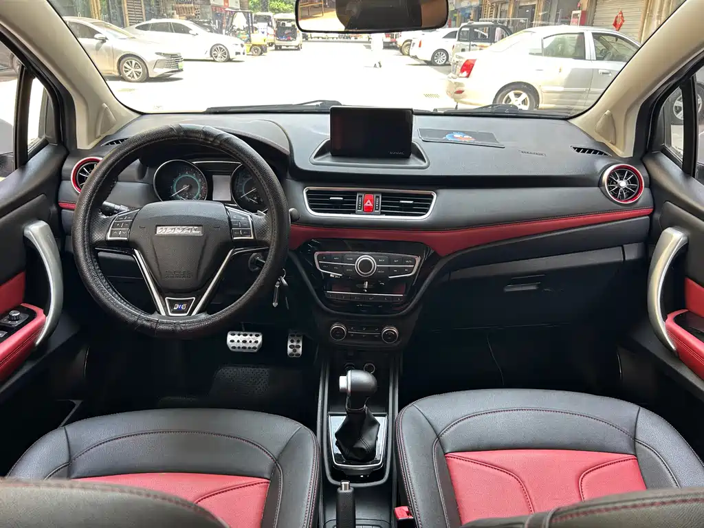 Haval H1 2017 — фото 8