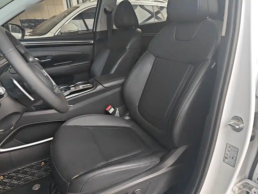 Hyundai Tucson 2023 — фото 15