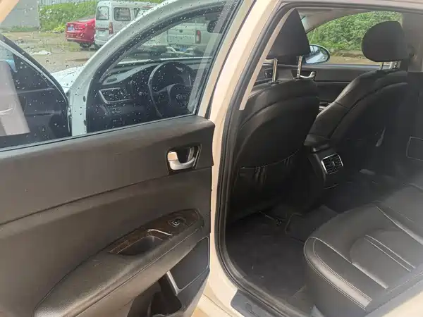 Kia K5 2017