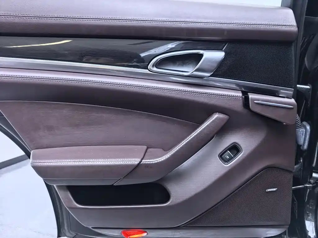 Porsche Panamera 2014 — фото 15