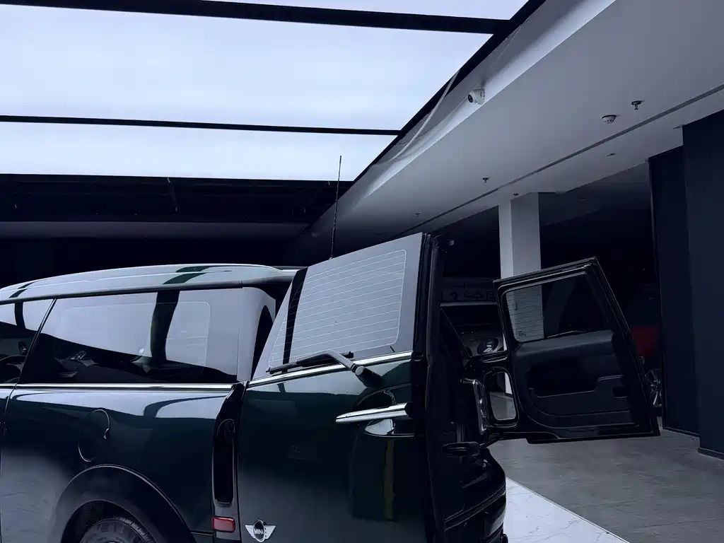 MINI Clubman 2014 — фото 10