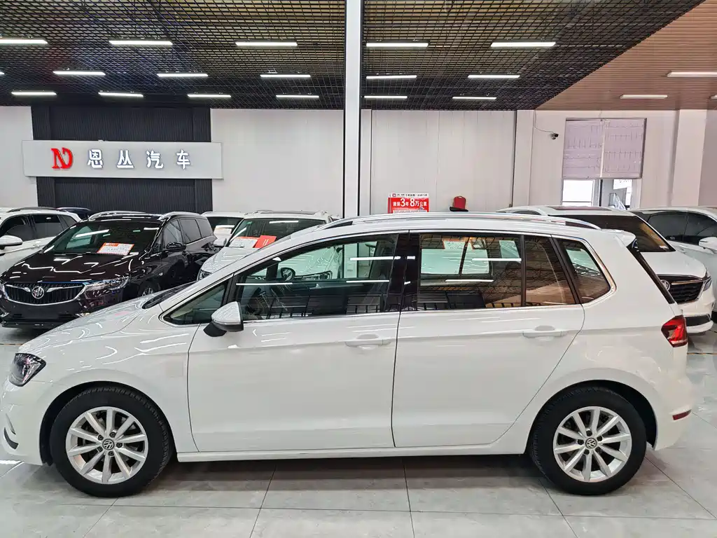 Volkswagen Golf Sportsvan 2020 — фото 11