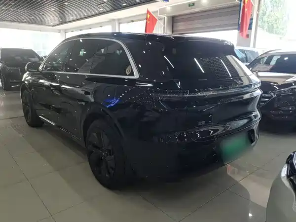 Li Auto L6 2024