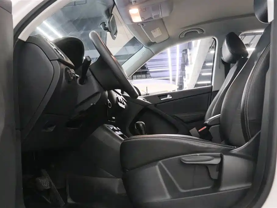 Volkswagen Tiguan 2019 — фото 13