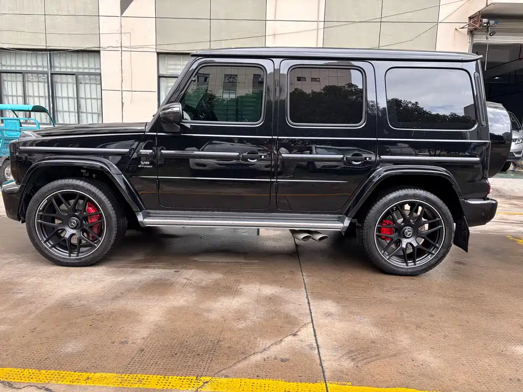 Mercedes-Benz G-Class AMG 2025 — фото 2