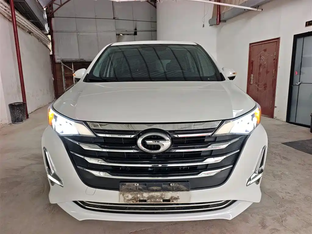 GAC Motor Trumpchi M6 2020 — фото 3