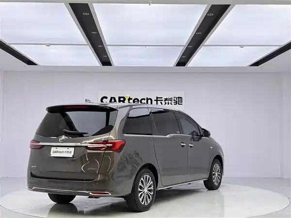 Buick GL8 2023