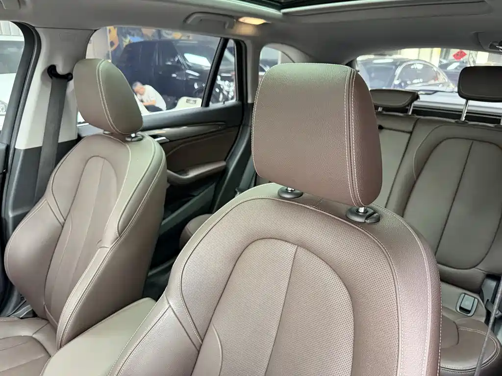 BMW X1 2018 — фото 18