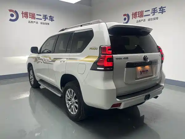 Toyota Prado 2019