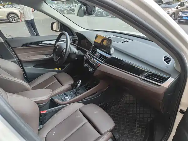 BMW X1 2021
