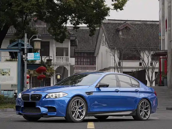 BMW M5 2014