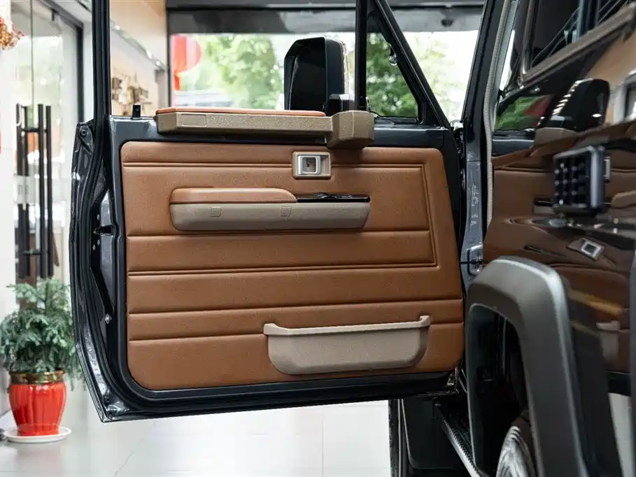 Toyota Land Cruiser 2025 — фото 11