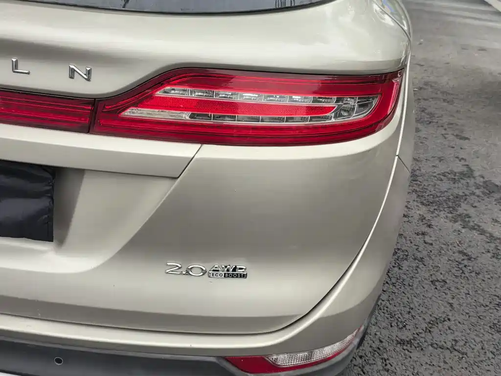 Lincoln MKC 2015 — фото 12