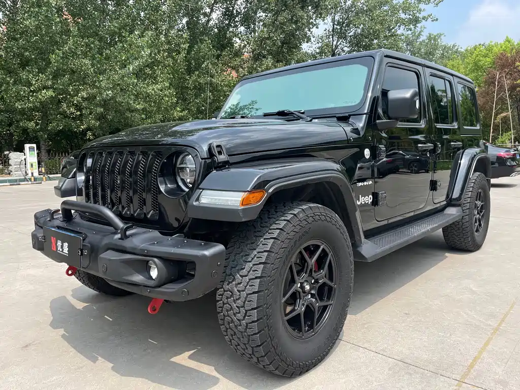 Jeep Wrangler 2021 — фото 1