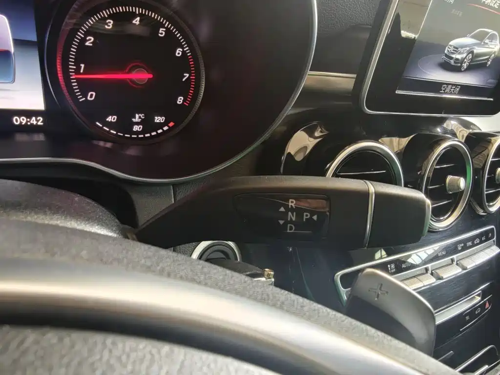 Mercedes-Benz C-Class 2018